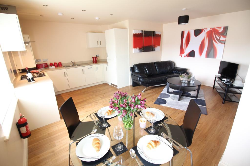 Ur City Pad - Regent Wharf Уолсал Екстериор снимка