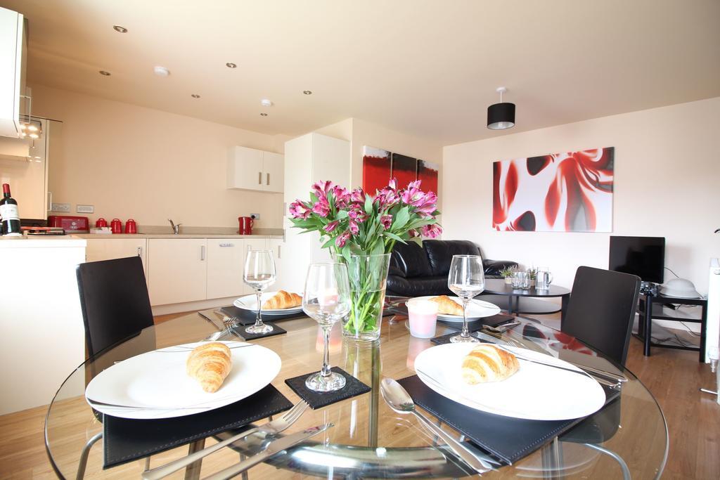 Ur City Pad - Regent Wharf Уолсал Екстериор снимка