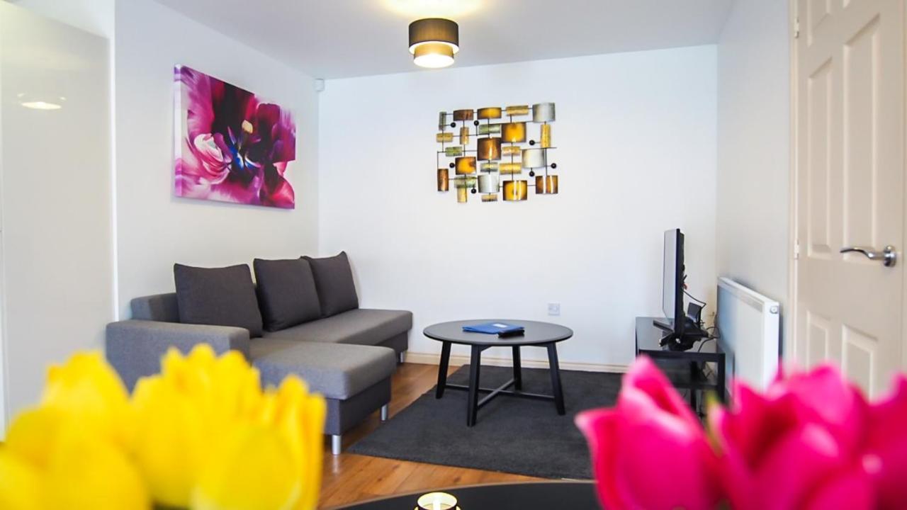 Ur City Pad - Regent Wharf Уолсал Екстериор снимка